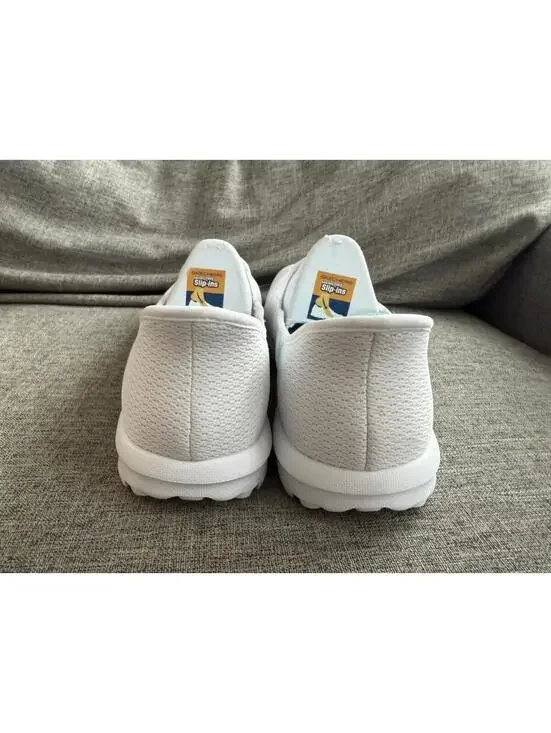 Skechers Slip Ins Go Walk Travel Kiana Womens 11 White 124770 Hands Free New - Picture 2 of 14